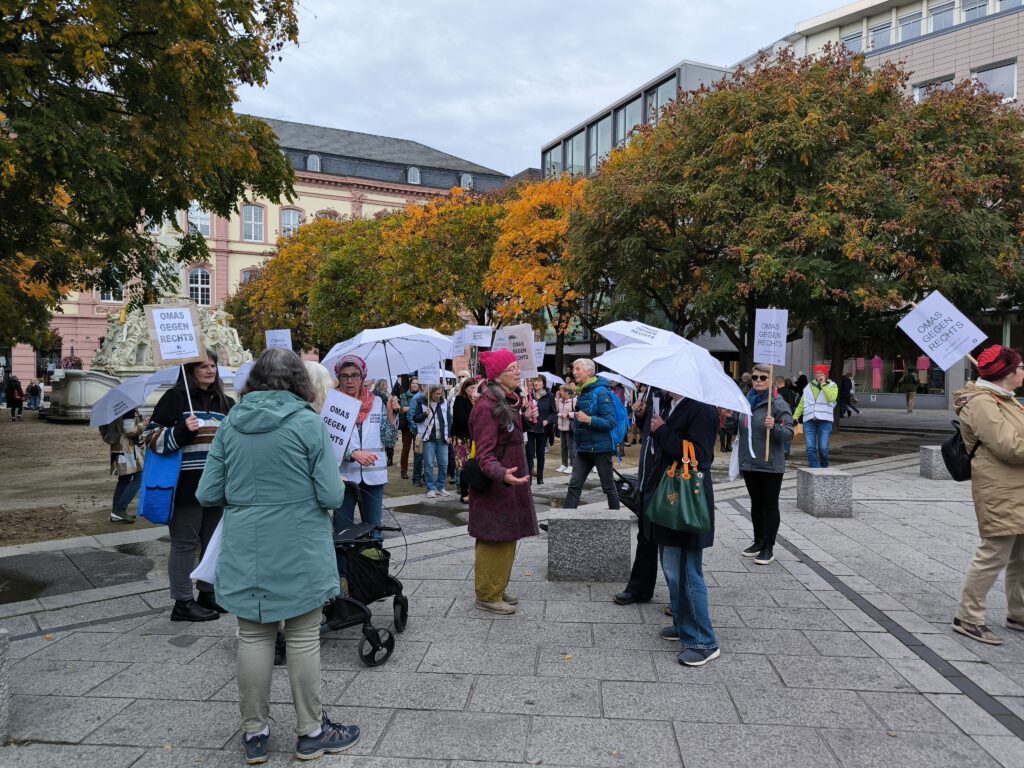 OMAS GEGEN RECHTS Trier Demo 12.10.2024