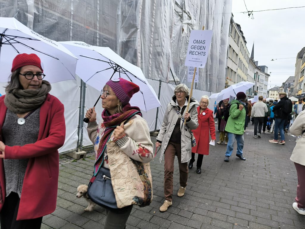 OMAS GEGEN RECHTS Trier